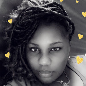 Meet your Posher, Jhyveline